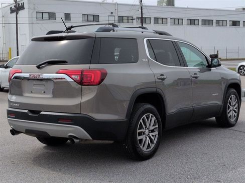Used 2019 GMC Acadia SLE w/ Driver Alert Package I image 5
