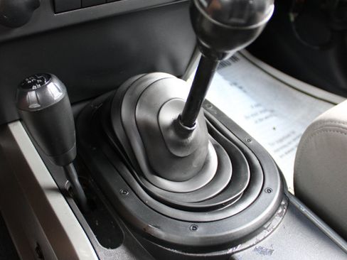 Used 2008 Jeep Wrangler Unlimited X image 27