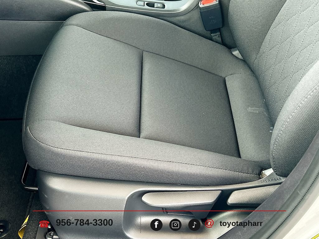 New 2025 Toyota Corolla LE FWD image 20