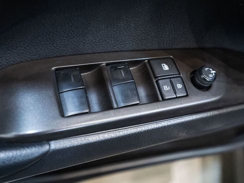 Used 2022 Toyota Camry SE image 20