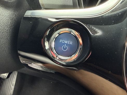 Used 2021 Toyota Prius Prime XLE FWD image 26