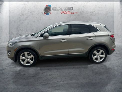Used 2017 Lincoln MKC Premiere AWD/4WD image 2