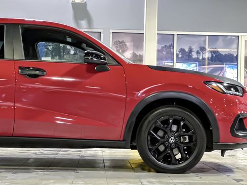 Used 2024 Honda HR-V Sport image 34