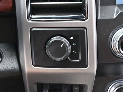 Used 2019 Ford F450 Platinum w/ Platinum Ultimate Package AWD/4WD image 27