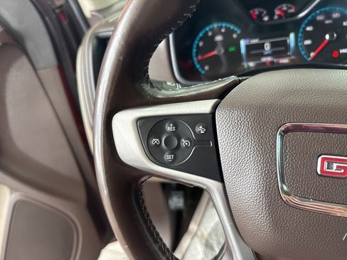 Used 2017 GMC Canyon SLT image 25