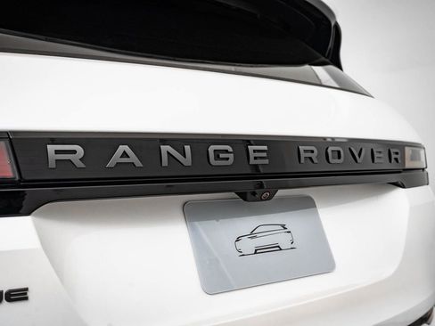Used 2026 Land Rover Range Rover Evoque Dynamic SE image 17