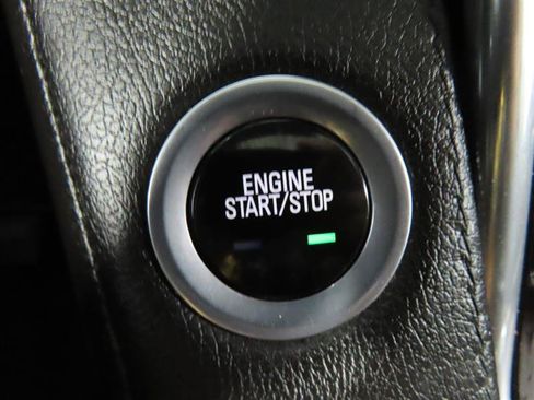 Used 2016 Cadillac Escalade Luxury RWD image 20