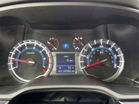 Used 2019 Toyota 4Runner SR5 w/ Four Season Floor Mat Package image 36