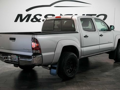 Used 2012 Toyota Tacoma PreRunner w/ SR5 Pkg RWD image 5