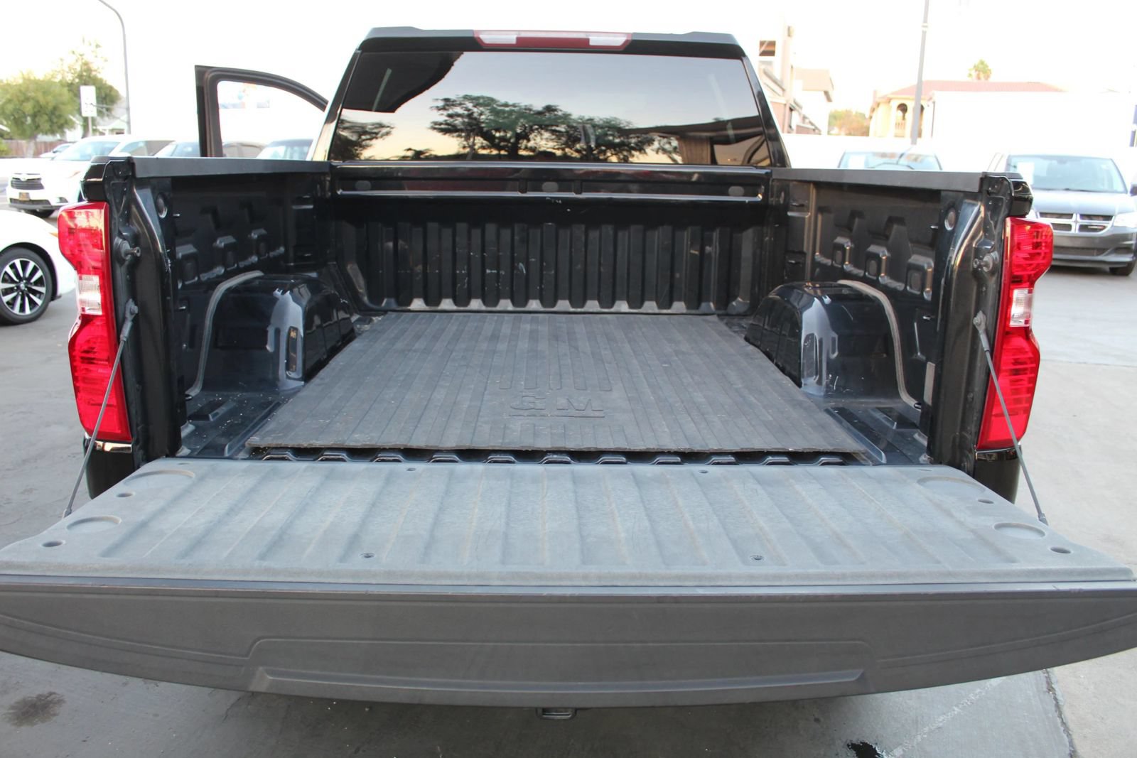 Used 2019 Chevrolet Silverado 1500 LT w/ All-Star Edition RWD image 28