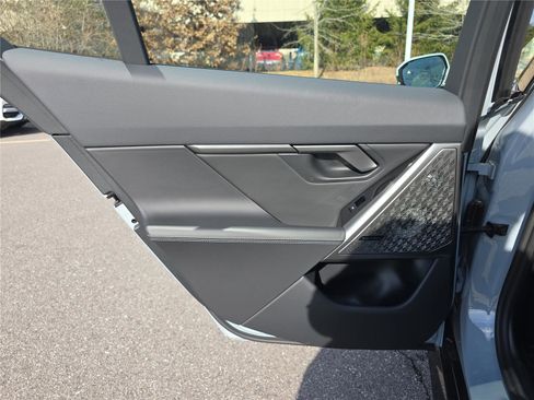 New 2026 BMW 550e xDrive AWD/4WD image 14