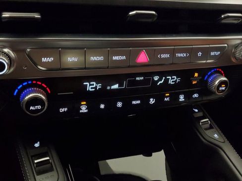 Used 2024 Kia Telluride SX Prestige AWD/4WD image 22