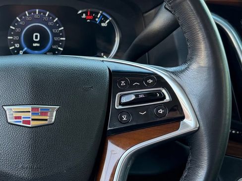 Used 2019 Cadillac Escalade ESV Premium Luxury AWD/4WD image 48