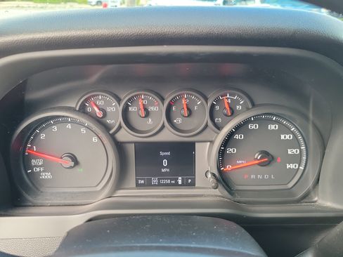 Used 2025 Chevrolet Silverado 1500 Custom w/ Turbomax Blackout Package image 28