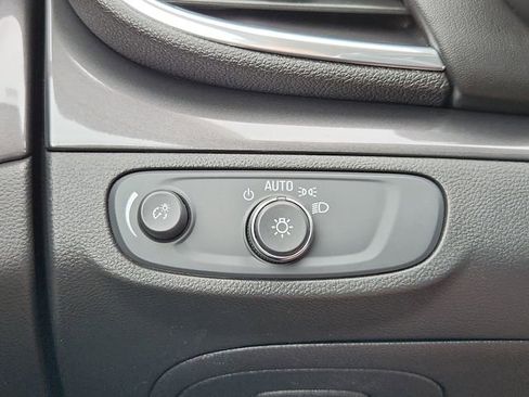 Used 2019 Buick Encore Preferred image 30