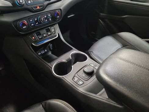 Used 2019 GMC Terrain SLT w/ Preferred Package AWD/4WD image 26