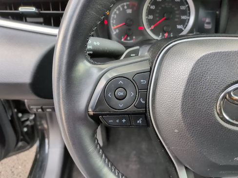 Certified 2021 Toyota Corolla SE w/ SE Premium Package image 21