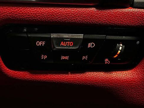 Used 2019 BMW M850i xDrive Coupe w/ Comfort Seating Package AWD/4WD image 19