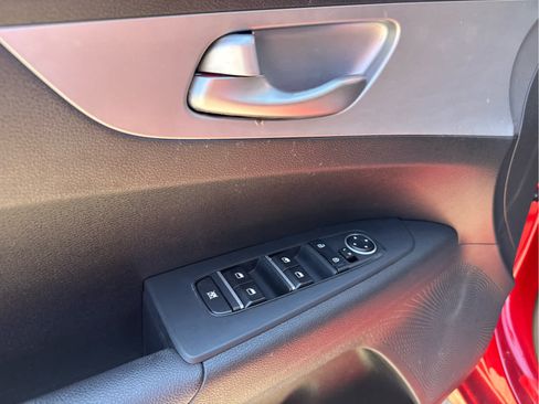 Used 2023 Kia Forte LXS FWD image 20