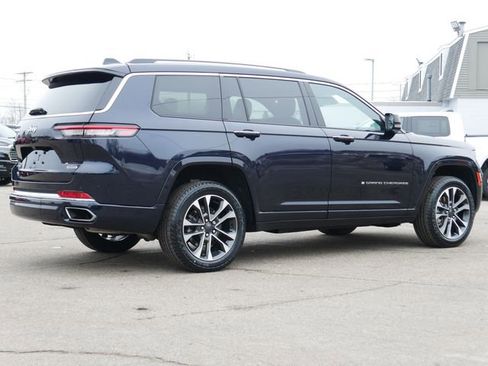 Used 2023 Jeep Grand Cherokee L Overland image 6