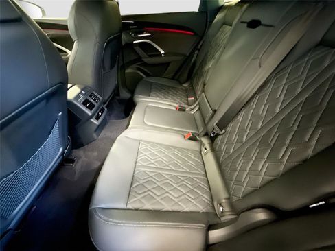 New 2026 Audi SQ5 Premium Plus AWD/4WD image 25