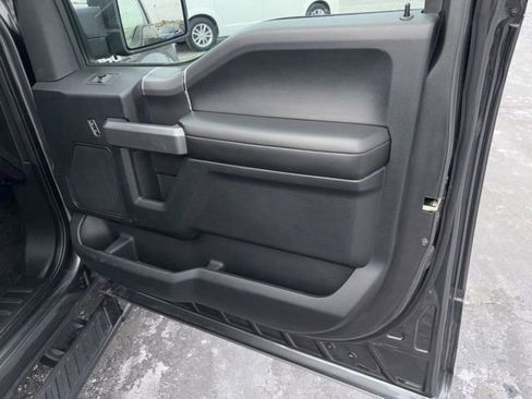 Used 2017 Ford F150 XLT w/ Equipment Group 302A Luxury image 7