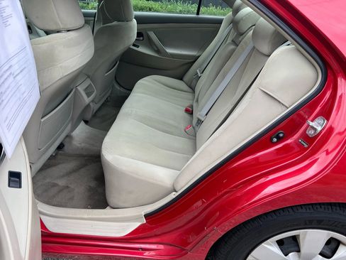 Used 2009 Toyota Camry LE image 15