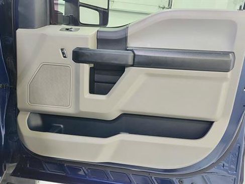 Used 2019 Ford F250 XL w/ STX Appearance Package AWD/4WD image 23