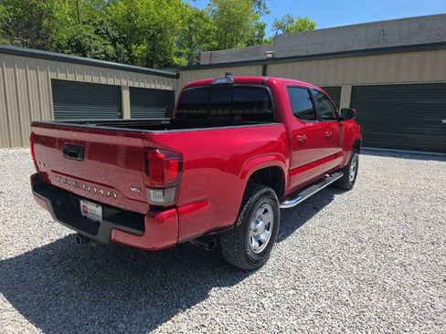 Certified 2019 Toyota Tacoma SR w/ SR Convenience Package AWD/4WD image 5