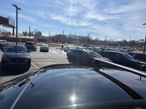 Used 2023 Hyundai Tucson Limited w/ Cargo Package image 4