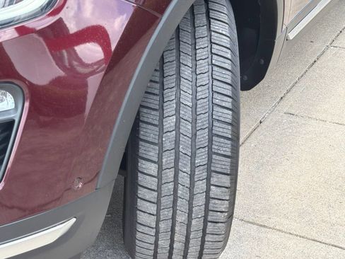 Used 2018 Ford Explorer Platinum AWD/4WD image 11