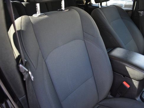 Used 2022 Jeep Gladiator Sport image 24