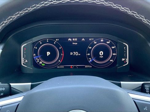 Used 2022 Volkswagen Atlas SEL image 25