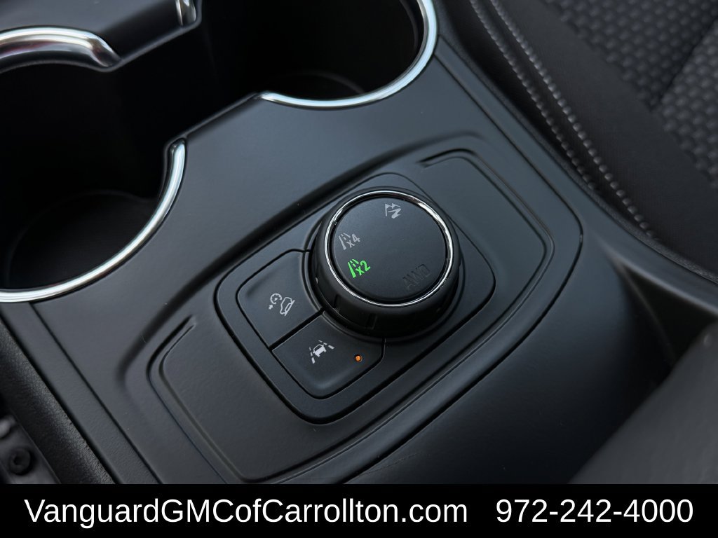 Used 2024 GMC Terrain SLE AWD/4WD image 22