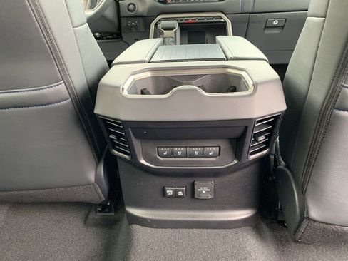 New 2026 Toyota Tundra Platinum image 14