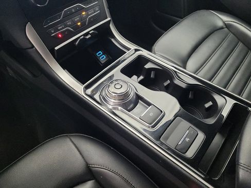 Used 2019 Ford Edge SEL w/ Equipment Group 201A image 26