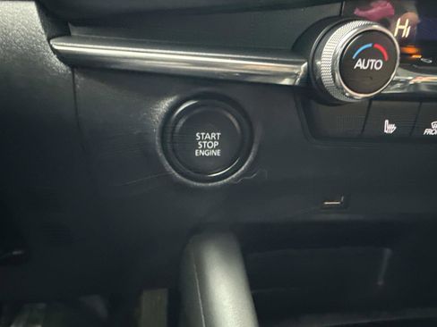 Used 2019 MAZDA MAZDA3 Sedan w/ Preferred Package image 30