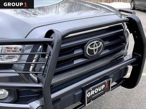 Certified 2022 Toyota Tacoma SR5 image 31
