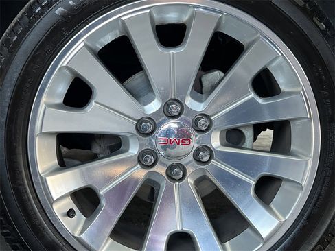 Used 2017 GMC Yukon XL Denali w/ Open Road Package image 20