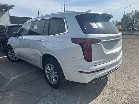 Used 2024 Cadillac XT6 Luxury w/ LPO, Floor Liner Package image 2