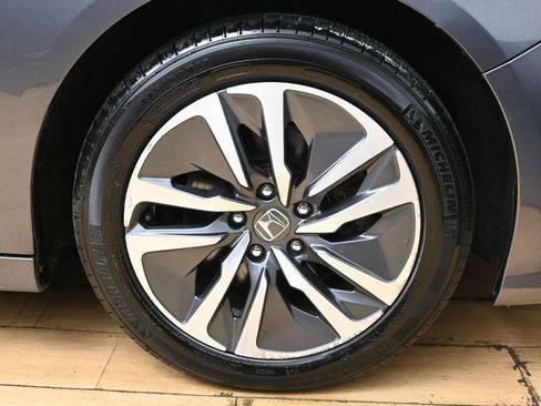 Used 2018 Honda Accord EX image 15