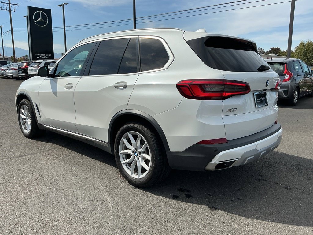 Used 2019 BMW X5 xDrive40i w/ Convenience Package AWD/4WD image 6