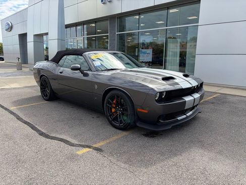 Used 2023 Dodge Challenger SRT Hellcat RWD image 35