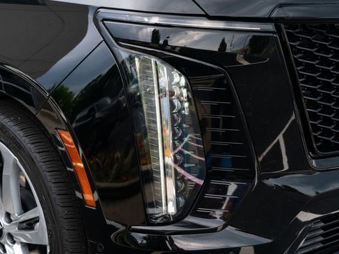 Used 2025 Cadillac Escalade Sport Platinum AWD/4WD image 10