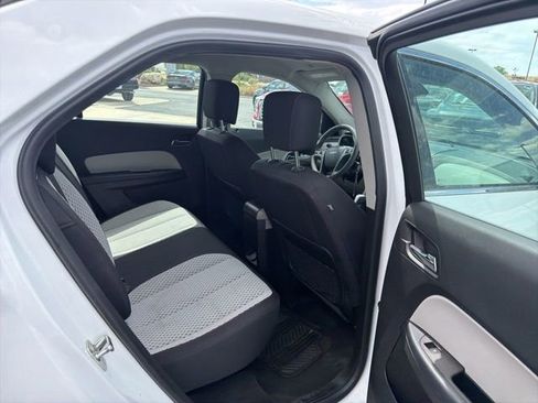 Used 2015 Chevrolet Equinox LS AWD/4WD image 26
