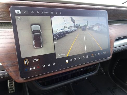 Used 2023 Rivian R1S Adventure AWD/4WD image 18