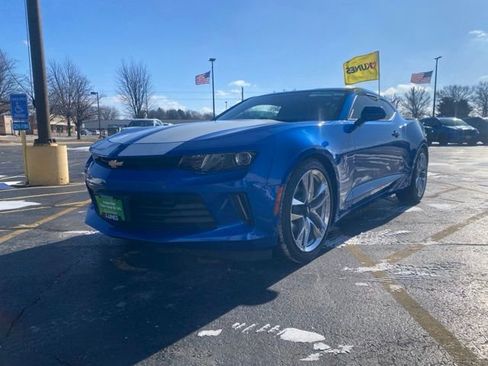Used 2017 Chevrolet Camaro LT w/ Technology Package image 17
