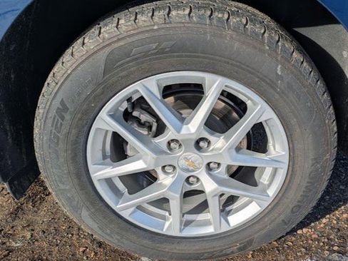 Used 2023 Chevrolet Equinox LT image 22