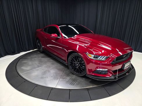 Used 2017 Ford Mustang GT Premium w/ GT Performance Package image 52