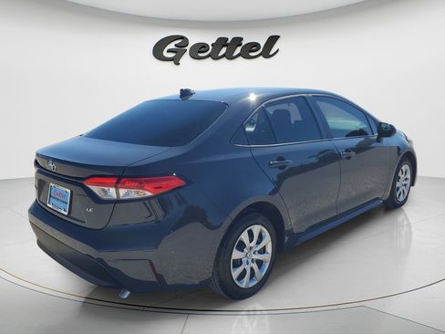 Used 2025 Toyota Corolla LE w/ Convenience Package image 4